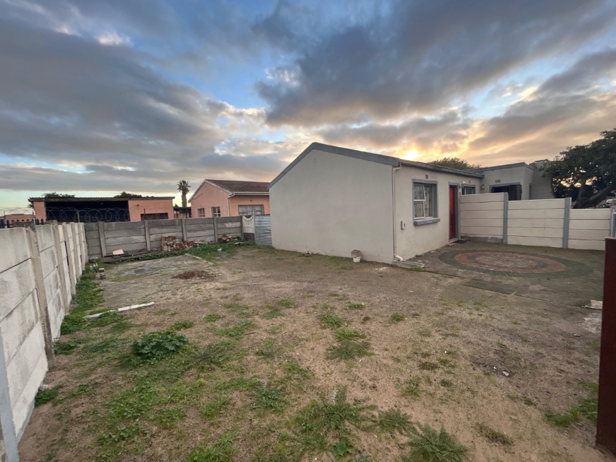 To Let 2 Bedroom Property for Rent in Heather Park Western Cape